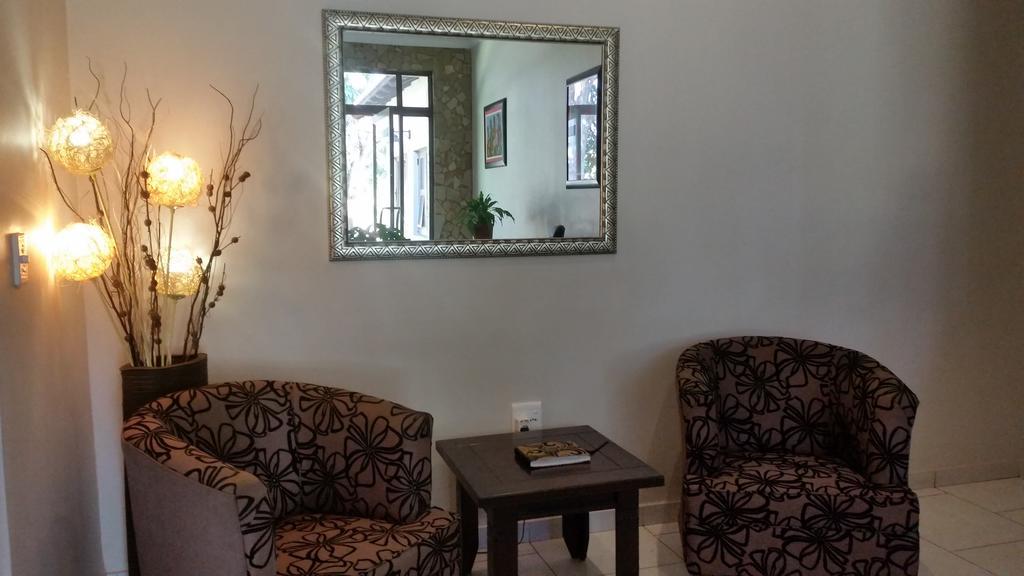 Summerset Place Country House Бела-Бела Екстер'єр фото