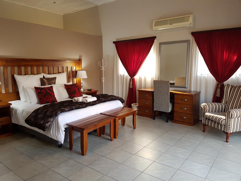 Summerset Place Country House Бела-Бела Номер фото